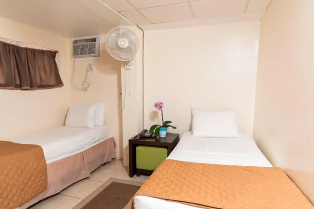 Bunker Hill Hotel Carlota Amalia